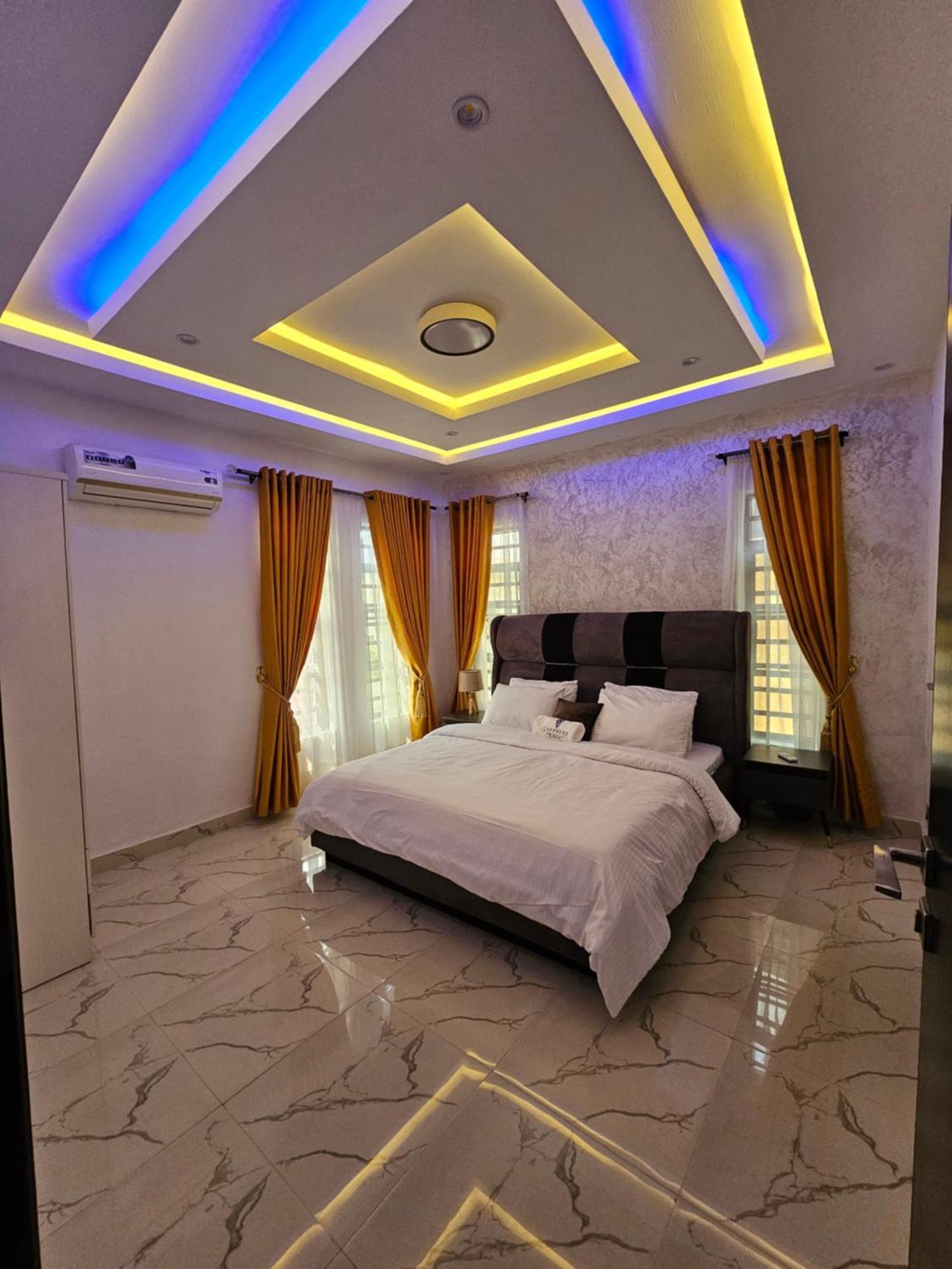 Sapphire Residences By Crystal Magodo Ikeja Bagian luar foto
