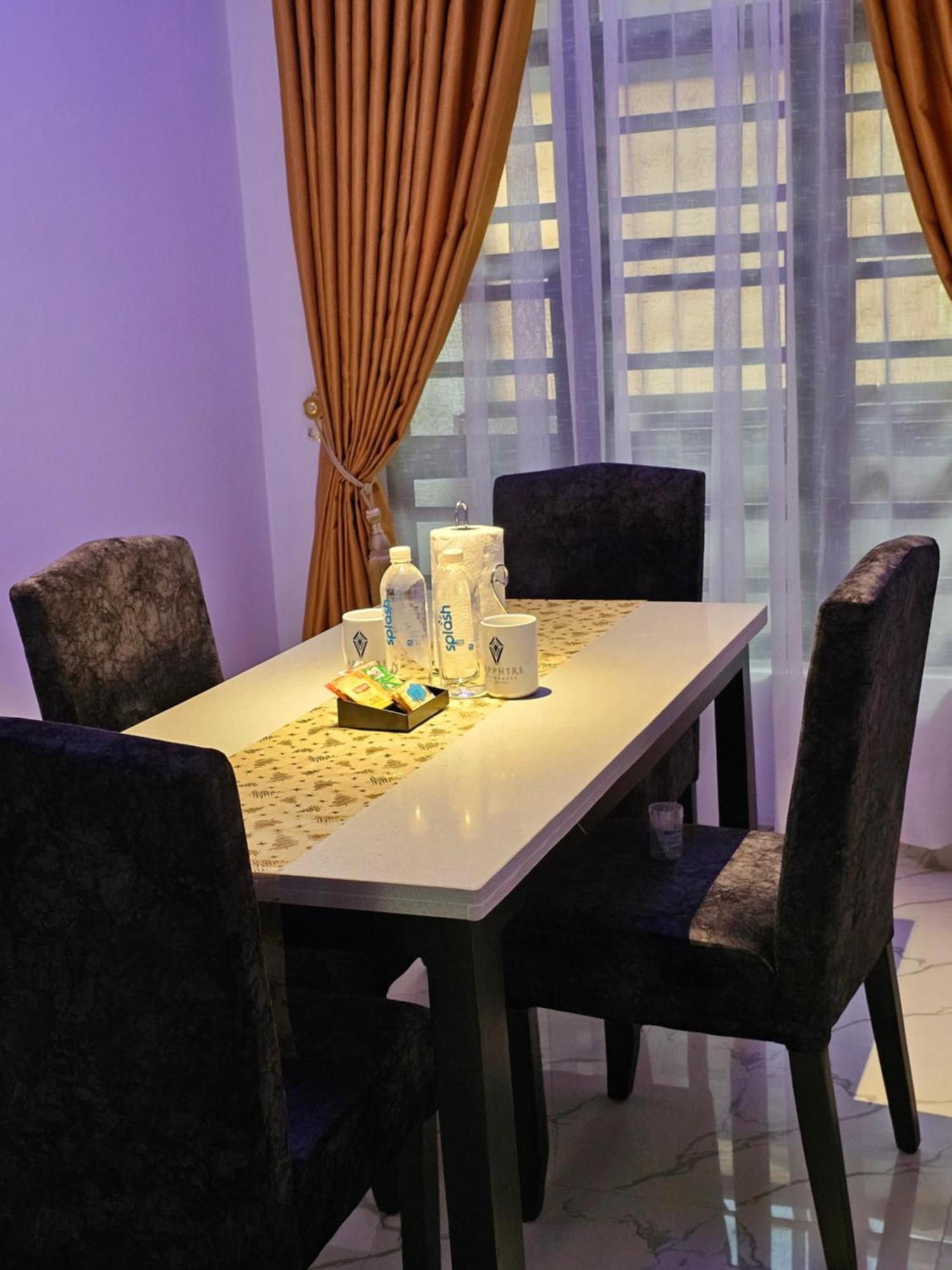 Sapphire Residences By Crystal Magodo Ikeja Bagian luar foto
