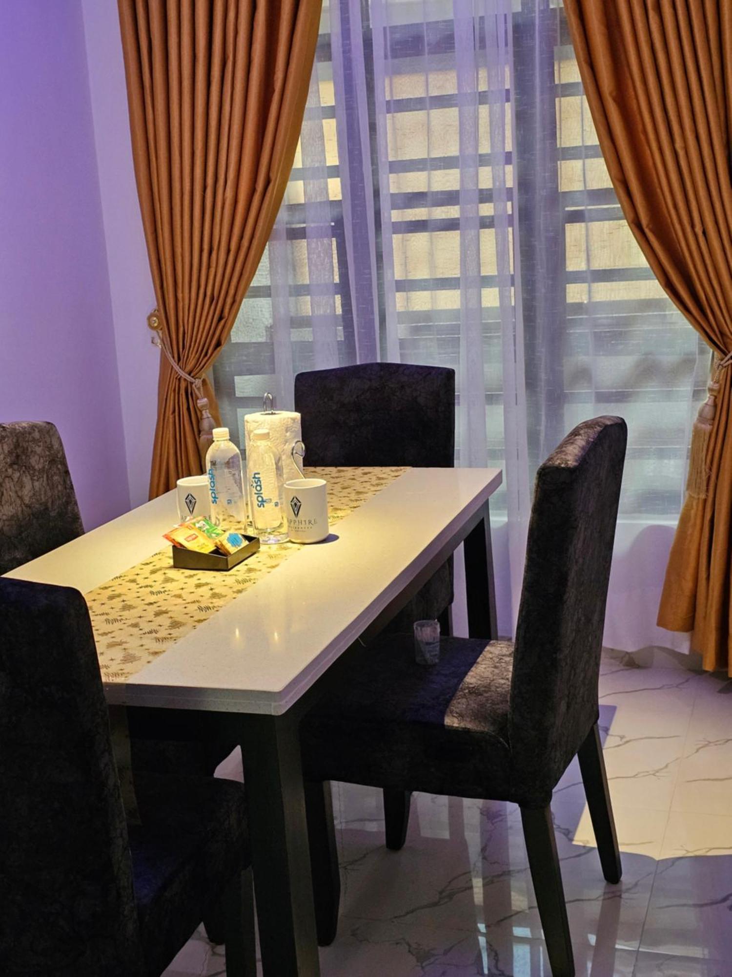 Sapphire Residences By Crystal Magodo Ikeja Bagian luar foto