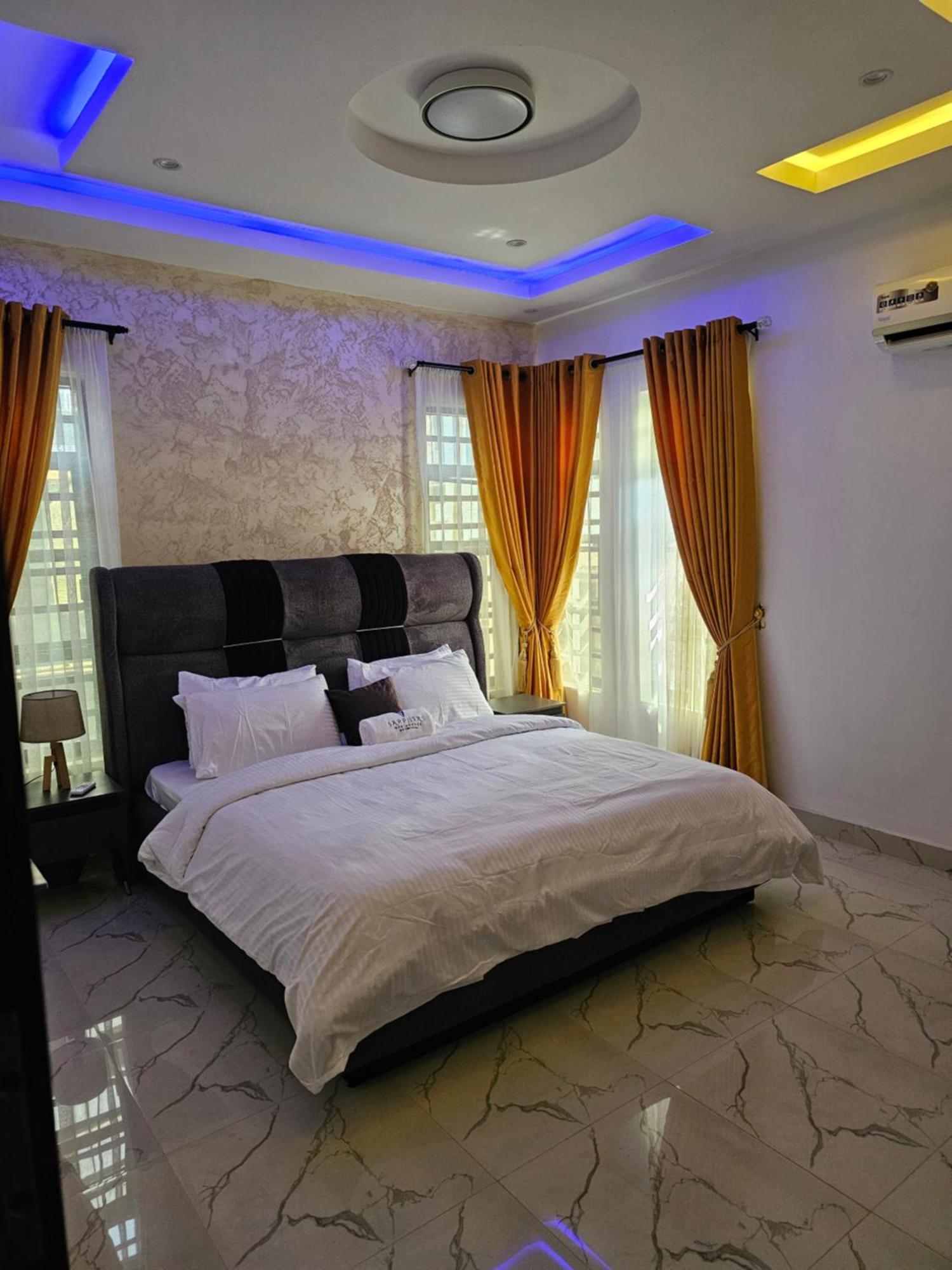 Sapphire Residences By Crystal Magodo Ikeja Bagian luar foto
