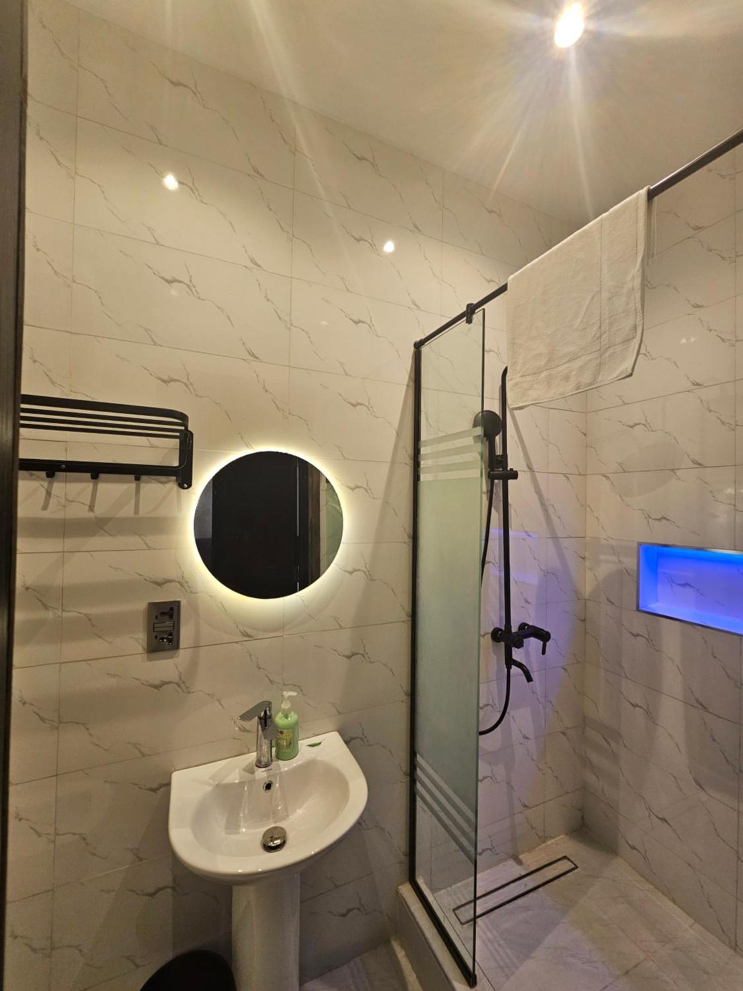 Sapphire Residences By Crystal Magodo Ikeja Bagian luar foto